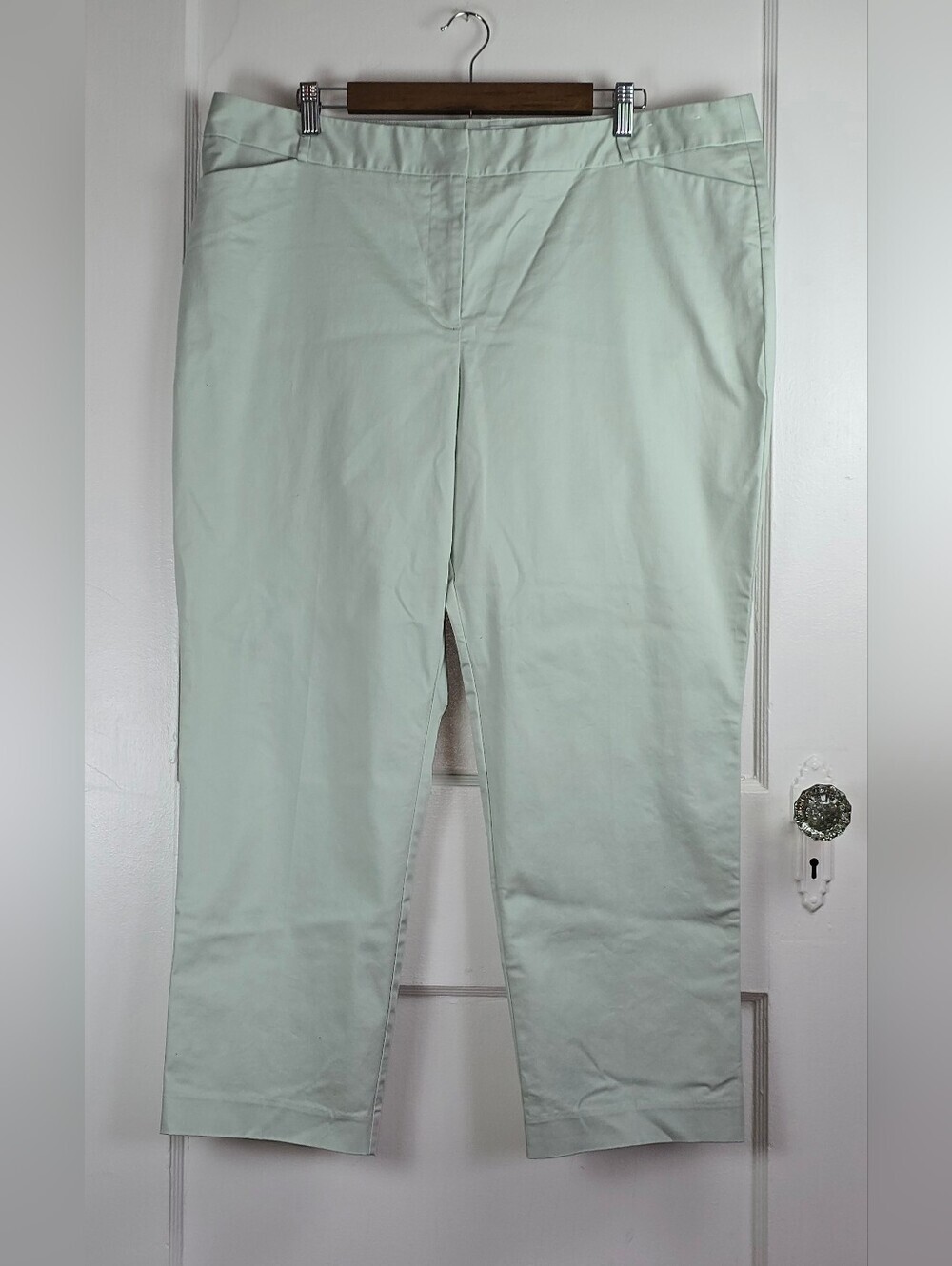 Liz Claiborne Emma Light Green High Rise Cropped Pants Like New 18